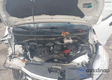 2015 Nissan Nv200 Sv z USA, uszkodzony, nr VIN 3N6CM0KN1FK701817